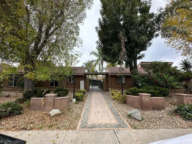 656 Ballard 15, El Cajon, California 92019