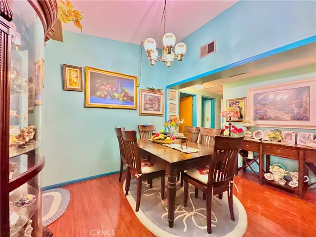 3866 Gates Place, Riverside, California 92504