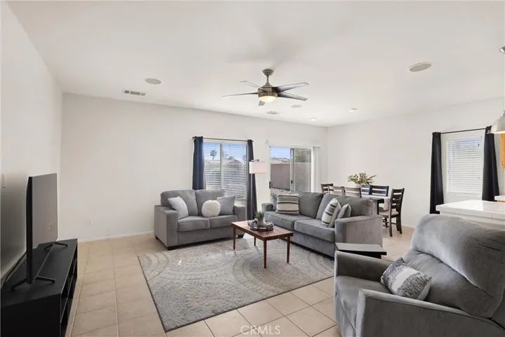 Light and bright open concept floor plan