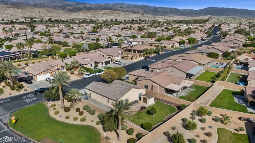Picture perfect views of the San Jacinto Mountains