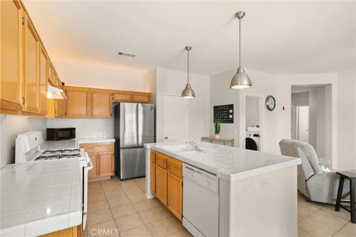 Plenty of space for prepping and conversation