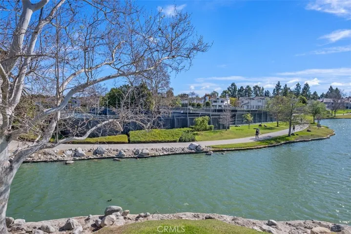 31 Firwood, Irvine, California 92604