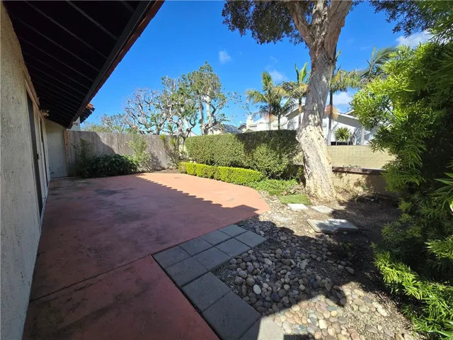 613 Amber Drive, Huntington Beach, California 92648