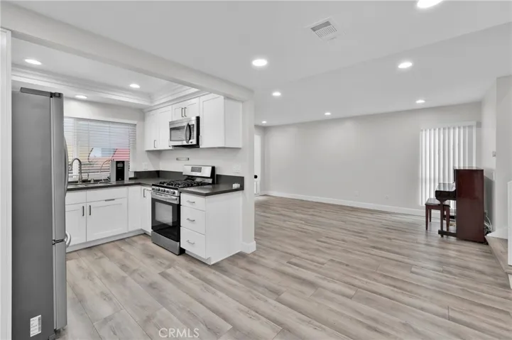 2310 Conejo Lane 34, Fullerton, California 92833