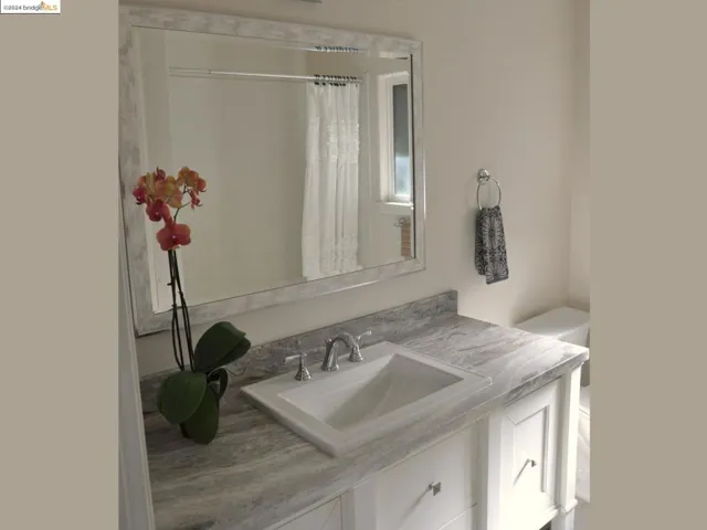 3999 Roblar Rd, Petaluma, California 94952