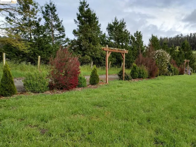 3999 Roblar Rd, Petaluma, California 94952
