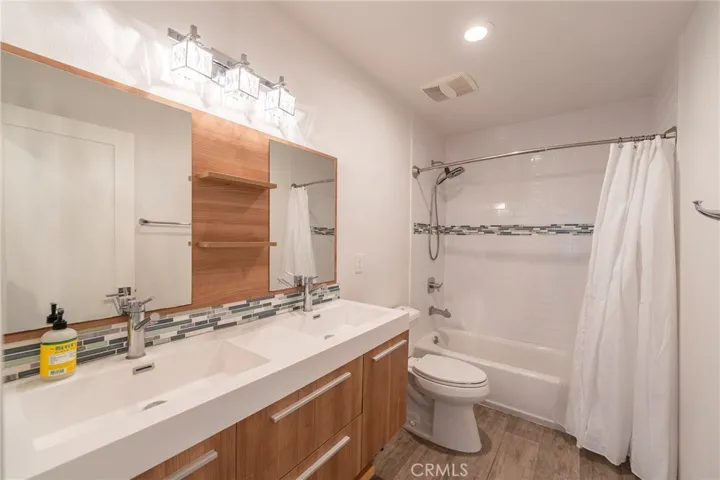 17761 Misty Lane, Huntington Beach, California 92649