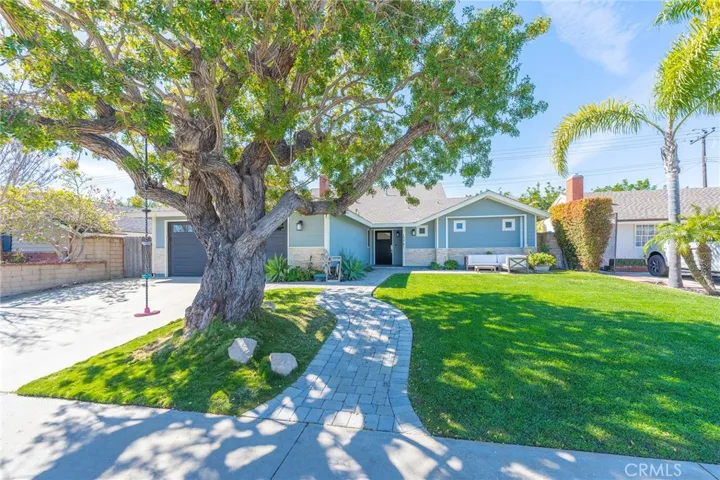 17761 Misty Lane, Huntington Beach, California 92649