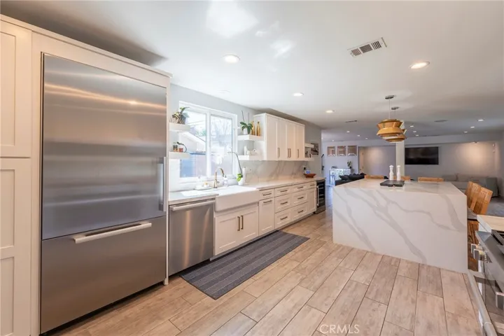 17761 Misty Lane, Huntington Beach, California 92649