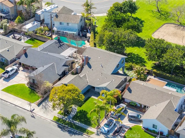 17761 Misty Lane, Huntington Beach, California 92649