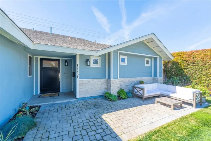 17761 Misty Lane, Huntington Beach, California 92649