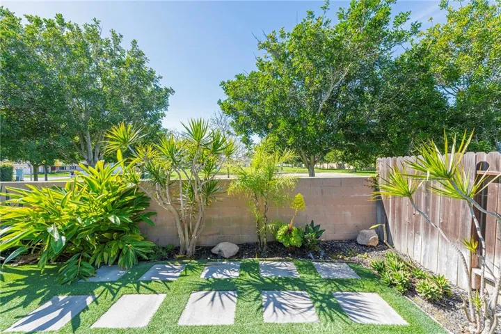 17761 Misty Lane, Huntington Beach, California 92649