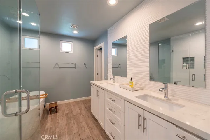 17761 Misty Lane, Huntington Beach, California 92649