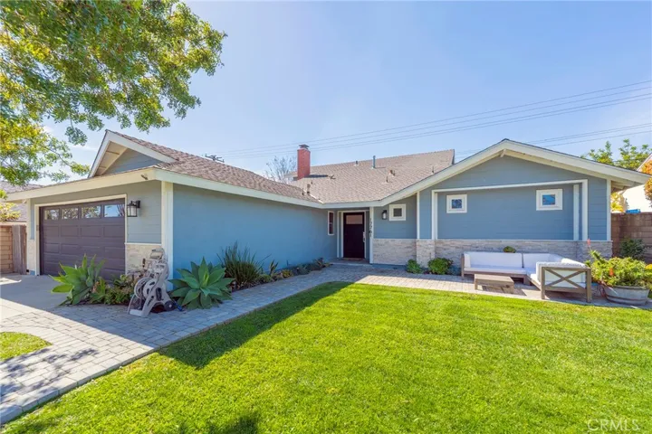 17761 Misty Lane, Huntington Beach, California 92649