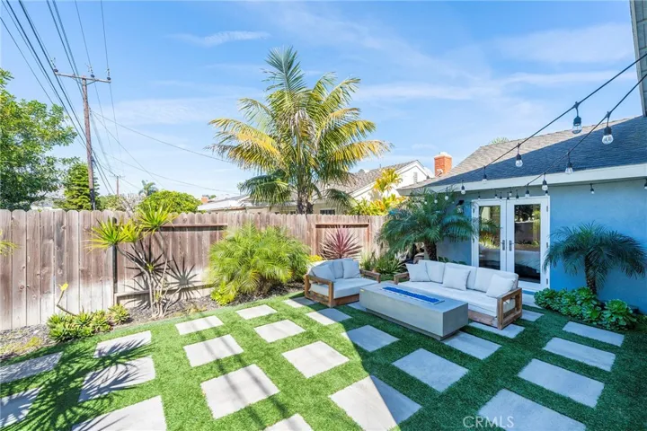 17761 Misty Lane, Huntington Beach, California 92649