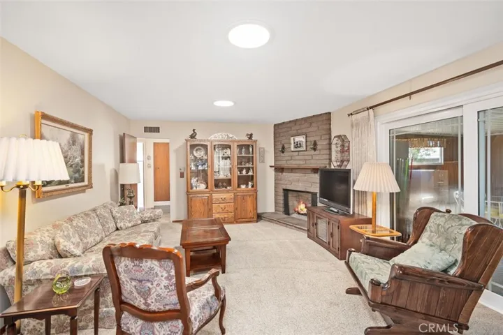 13391 Chestnut Street, Westminster, California 92683