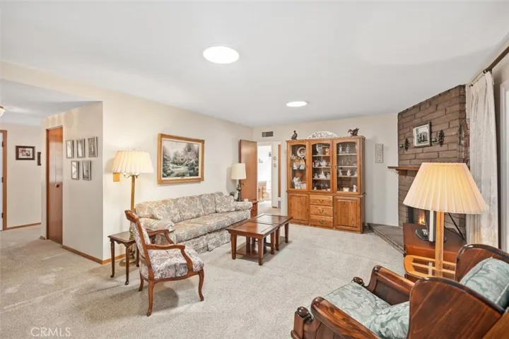 13391 Chestnut Street, Westminster, California 92683