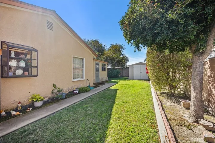 13391 Chestnut Street, Westminster, California 92683