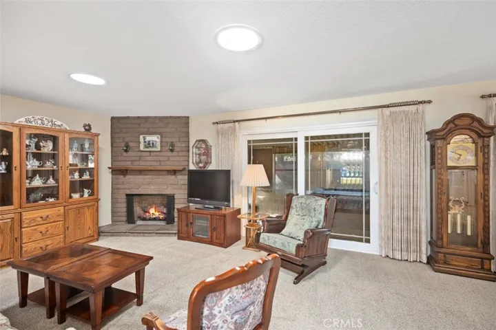 13391 Chestnut Street, Westminster, California 92683