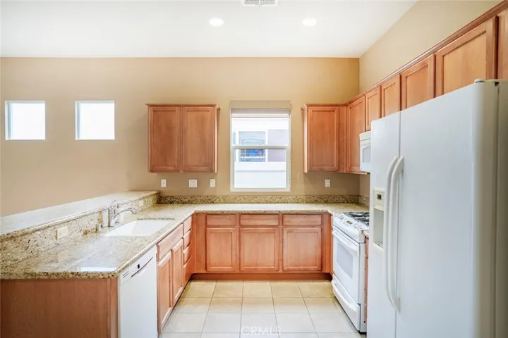 ALL APPLIANCES INCLUDED