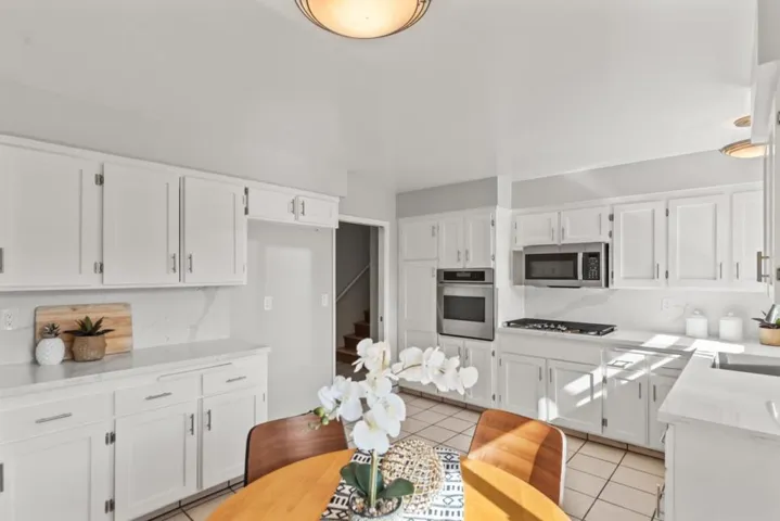 502 Kenilworth Court, Sunnyvale, California 94087