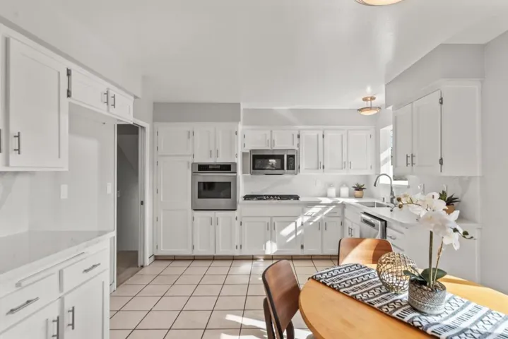 502 Kenilworth Court, Sunnyvale, California 94087
