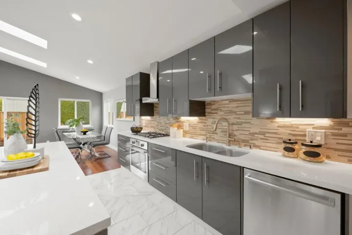 1172 Scotland Drive, Cupertino, California 95014