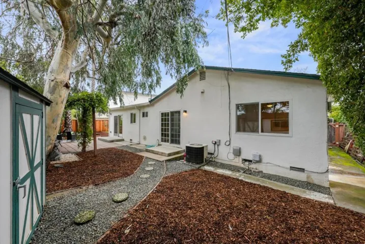 1172 Scotland Drive, Cupertino, California 95014