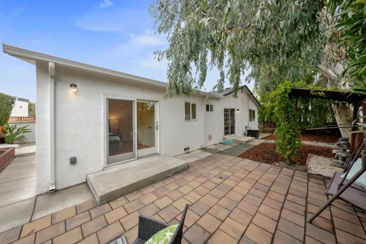 1172 Scotland Drive, Cupertino, California 95014