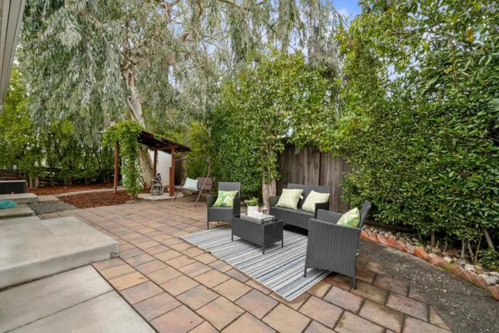 1172 Scotland Drive, Cupertino, California 95014
