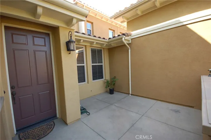 121 Chantilly, Irvine, California 92620