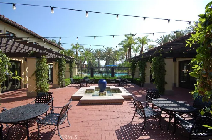 121 Chantilly, Irvine, California 92620