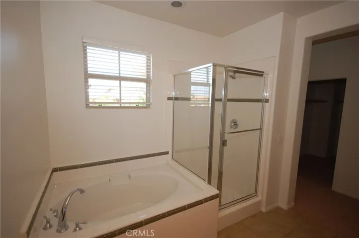 121 Chantilly, Irvine, California 92620