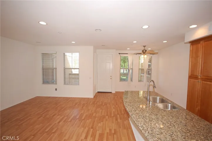 121 Chantilly, Irvine, California 92620