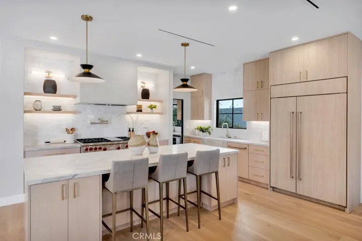 836 S Rimpau Boulevard, Los Angeles, California 90005