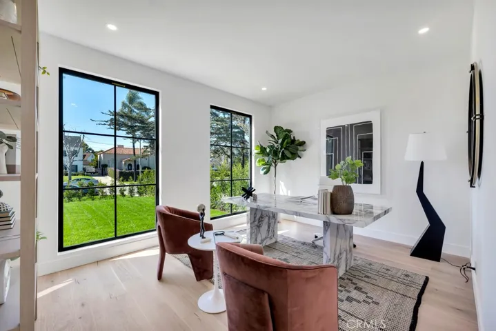 836 S Rimpau Boulevard, Los Angeles, California 90005