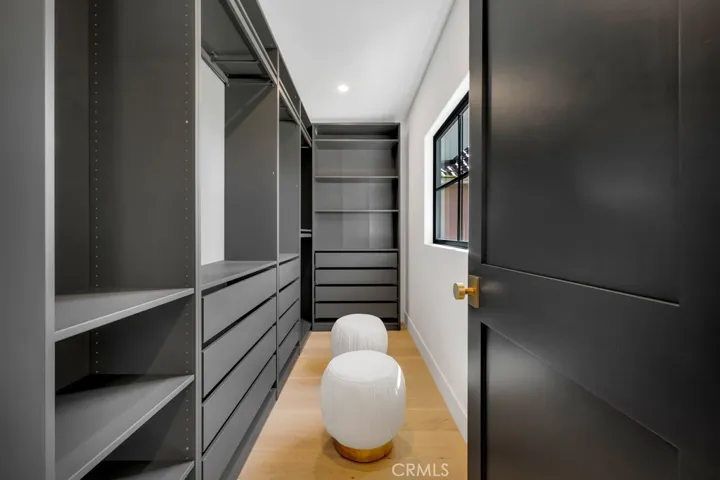 836 S Rimpau Boulevard, Los Angeles, California 90005