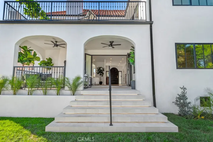 836 S Rimpau Boulevard, Los Angeles, California 90005