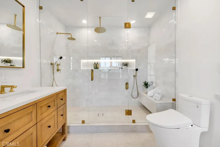 836 S Rimpau Boulevard, Los Angeles, California 90005