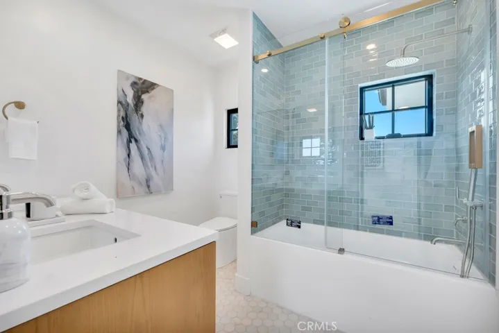 836 S Rimpau Boulevard, Los Angeles, California 90005