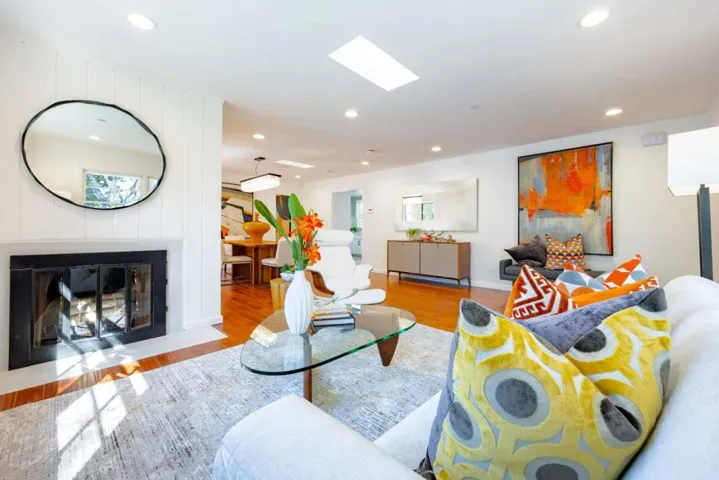 717 Garland Drive, Palo Alto, California 94303