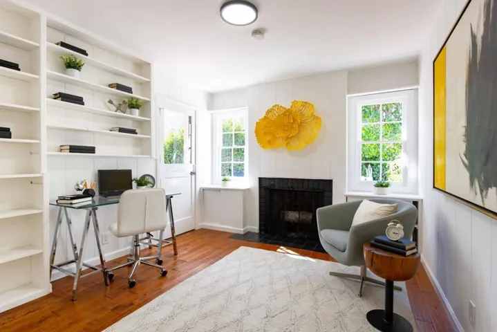 717 Garland Drive, Palo Alto, California 94303