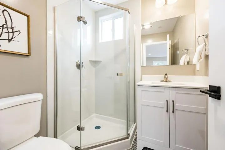 717 Garland Drive, Palo Alto, California 94303