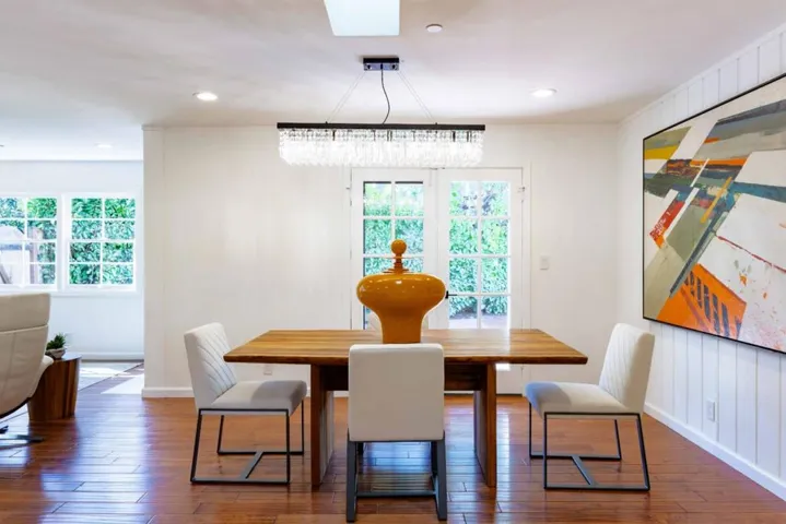 717 Garland Drive, Palo Alto, California 94303