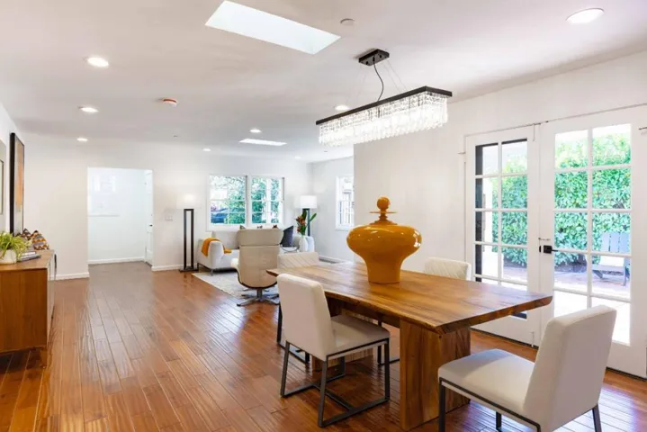 717 Garland Drive, Palo Alto, California 94303