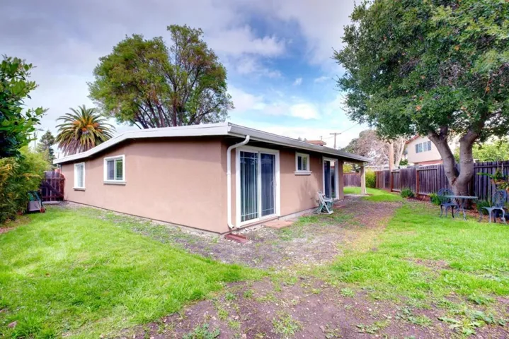 941 Rose Court, Santa Clara, California 95051