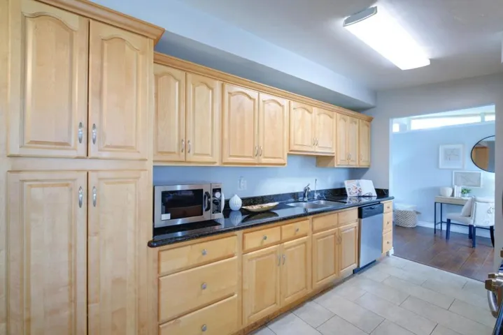 941 Rose Court, Santa Clara, California 95051