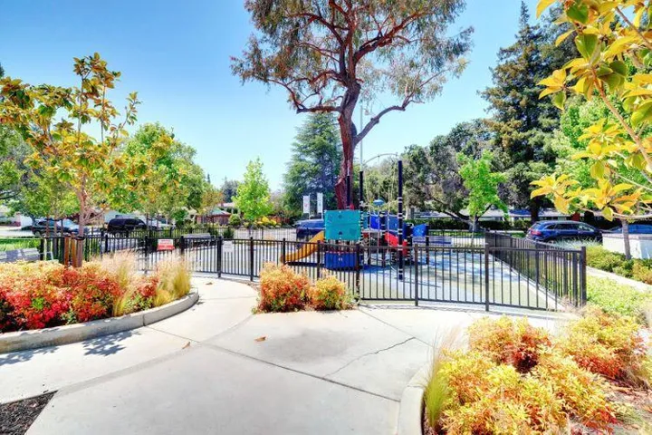 941 Rose Court, Santa Clara, California 95051