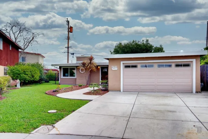 941 Rose Court, Santa Clara, California 95051