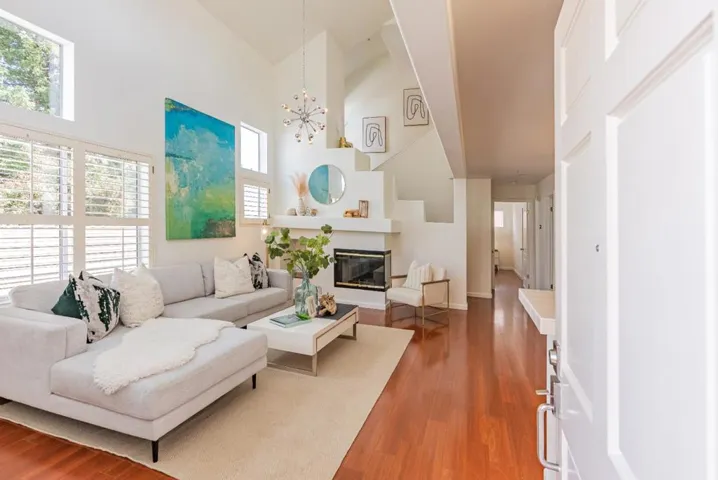 994 Alpine Terrace 4, Sunnyvale, California 94086